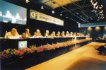 Immagine dell'assemblea annuale dei soci della Cassa di Risparmio di Ferrara. 